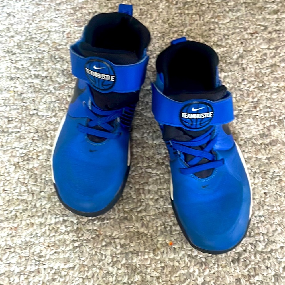 “Team hustle” Nike size2Y basketball sneakers- blue with Velcro strap